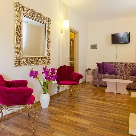 Michelangelo Hotel 4*