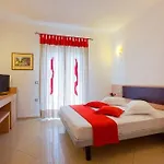 Michelangelo 4* Kassiopi