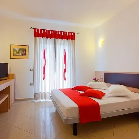 Michelangelo 4* Kassiopi