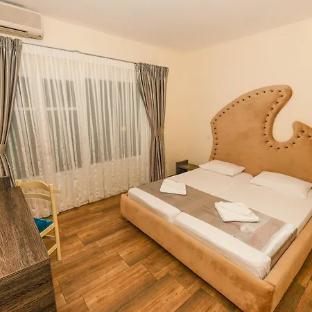 Michelangelo Hotel 4*